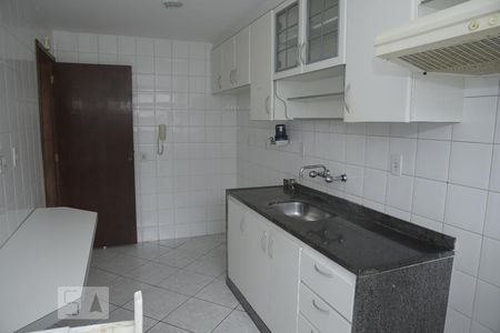 Apartamento à venda com 82m², 2 quartos e 1 vagaCozinha