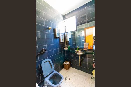 Casa à venda com 340m², 3 quartos e sem vagaLavabo