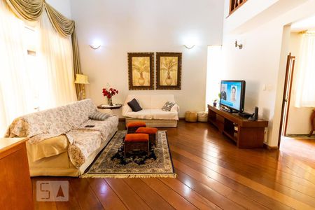 Sala de casa à venda com 3 quartos, 340m² em Barro Branco (zona Norte), São Paulo