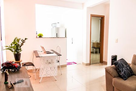 Sala de apartamento para alugar com 2 quartos, 48m² em Bandeirantes (pampulha), Belo Horizonte
