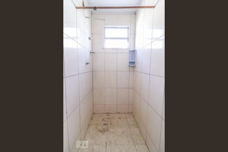 Banheiro de kitnet/studio para alugar com 1 quarto, 10m² em Jacarepaguá, Rio de Janeiro