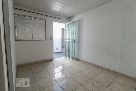 Sala/Quarto/ de kitnet/studio para alugar com 1 quarto, 10m² em Jacarepaguá, Rio de Janeiro