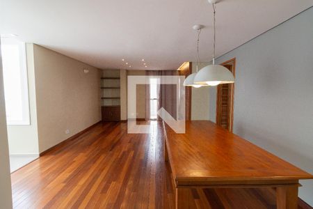 Sala de apartamento à venda com 2 quartos, 136m² em Vila Gomes, São Paulo