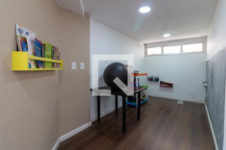 Apartamento à venda com 136m², 2 quartos e 2 vagas Apartamento à venda com 136m², 2 quartos e 2 vagasTerraço