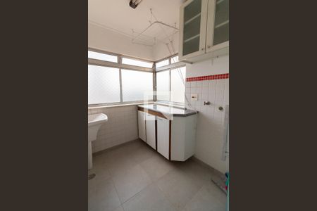 Apartamento à venda com 136m², 2 quartos e 2 vagas Apartamento à venda com 136m², 2 quartos e 2 vagasÁrea de Serviço