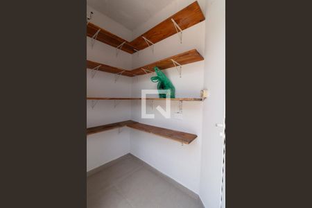 Apartamento à venda com 136m², 2 quartos e 2 vagas Apartamento à venda com 136m², 2 quartos e 2 vagasDeposito