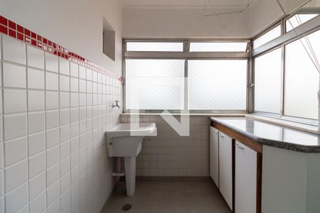 Apartamento à venda com 136m², 2 quartos e 2 vagas Apartamento à venda com 136m², 2 quartos e 2 vagasÁrea de Serviço