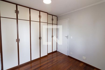 Apartamento à venda com 136m², 2 quartos e 2 vagas Apartamento à venda com 136m², 2 quartos e 2 vagasQuarto 2