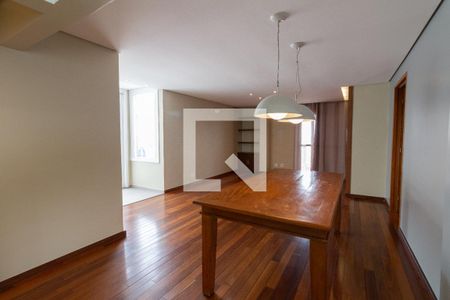Sala de apartamento à venda com 2 quartos, 136m² em Vila Gomes, São Paulo