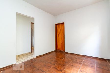 Sala de casa para alugar com 3 quartos, 150m² em Paraíso, Belo Horizonte