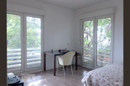 Casa à venda com 600m², 4 quartos e 6 vagasSuite 2