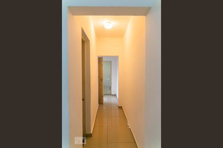 Casa para alugar com 60m², 2 quartos e 1 vaga Casa para alugar com 60m², 2 quartos e 1 vagaCorredor