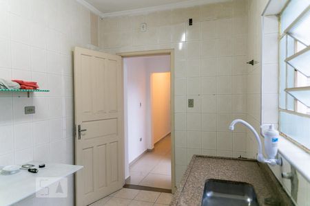 Casa para alugar com 60m², 2 quartos e 1 vaga Casa para alugar com 60m², 2 quartos e 1 vagaCozinha