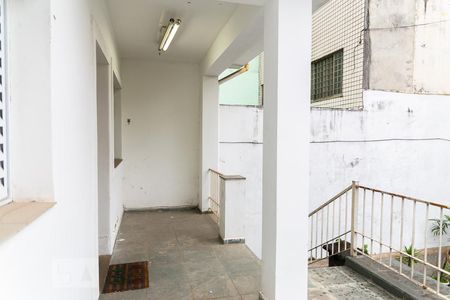 Casa para alugar com 60m², 2 quartos e 1 vaga Casa para alugar com 60m², 2 quartos e 1 vagaSacada Frente