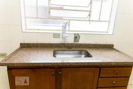 Casa para alugar com 60m², 2 quartos e 1 vaga Casa para alugar com 60m², 2 quartos e 1 vagaCozinha