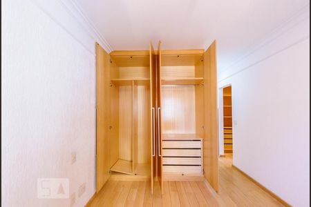 Apartamento à venda com 146m², 3 quartos e 2 vagasQuarto 3 - Suite