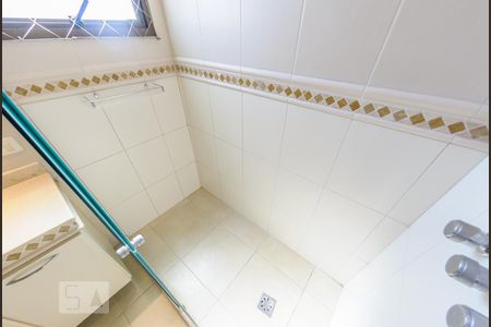 Apartamento à venda com 146m², 3 quartos e 2 vagasBanheiro - Suite