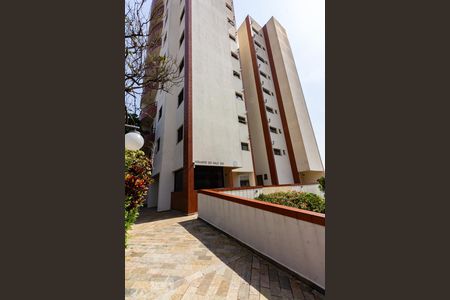 Apartamento à venda com 67m², 2 quartos e 2 vagasFachada