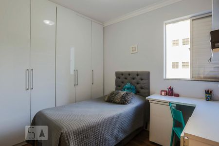 Apartamento à venda com 104m², 3 quartos e 1 vagaQuarto 2