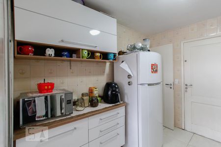 Apartamento para alugar com 77m², 2 quartos e 1 vaga Apartamento para alugar com 77m², 2 quartos e 1 vagaCozinha