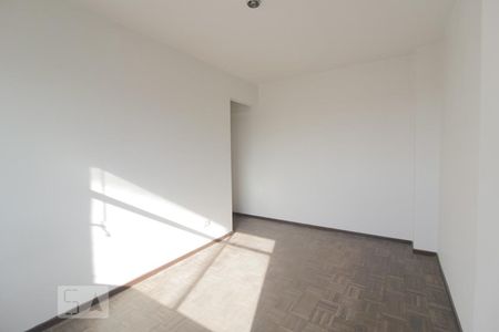 Quarto 2 de apartamento para alugar com 2 quartos, 57m² em Rebouças, Curitiba