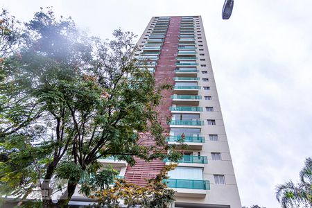 Apartamento para alugar com 68m², 2 quartos e 1 vaga Apartamento para alugar com 68m², 2 quartos e 1 vagaFachada