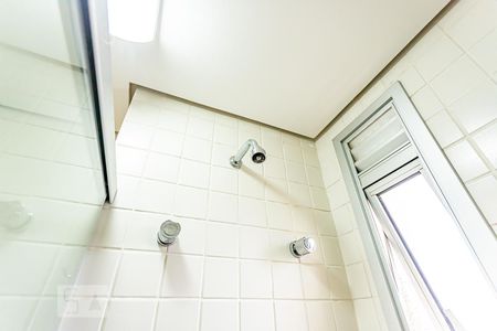 Apartamento para alugar com 68m², 2 quartos e 1 vaga Apartamento para alugar com 68m², 2 quartos e 1 vagaChuveiro