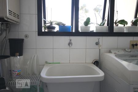 Apartamento para alugar com 90m², 3 quartos e 2 vagasÁrea de serviço