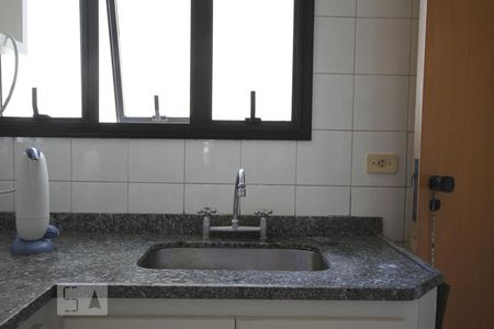 Apartamento para alugar com 90m², 3 quartos e 2 vagasCozinha
