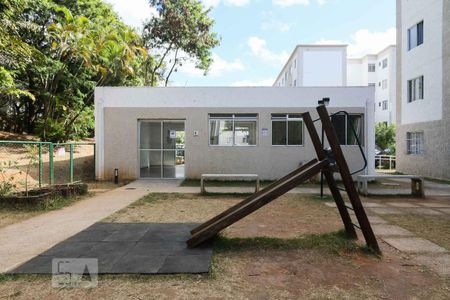 Apartamento para alugar com 46m², 2 quartos e 1 vaga Apartamento para alugar com 46m², 2 quartos e 1 vagaÁrea Comum - Playground