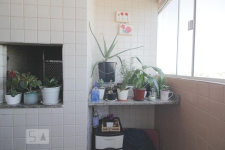 Apartamento à venda com 90m², 3 quartos e 1 vagaSacada