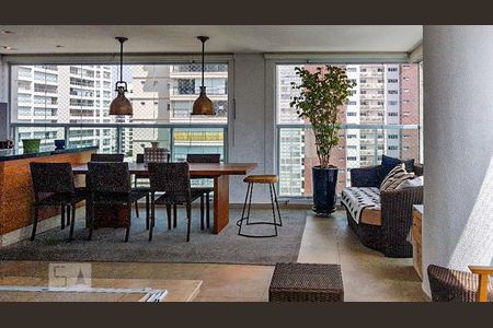 Apartamento para alugar com 185m², 3 quartos e 3 vagas Apartamento para alugar com 185m², 3 quartos e 3 vagasVaranda