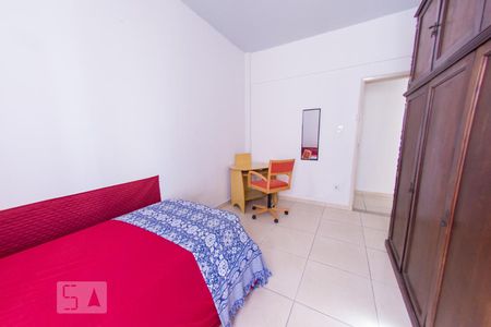 Apartamento para alugar com 132m², 6 quartos e sem vagaQuarto 4
