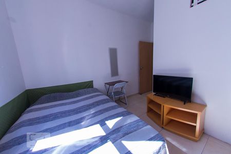 Quarto 2 de apartamento para alugar com 6 quartos, 132m² em Pinheiros, São Paulo