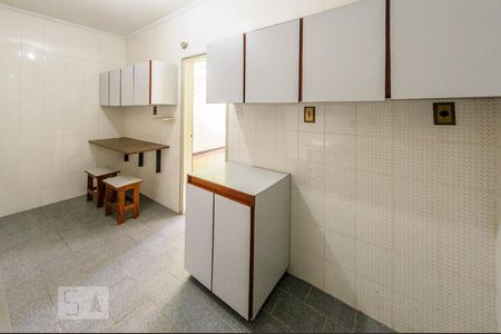 Apartamento à venda com 96m², 2 quartos e sem vagaCozinha