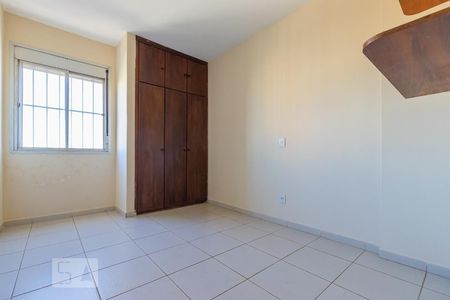 Apartamento para alugar com 79m², 2 quartos e 1 vagaQuarto