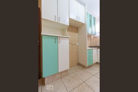 Apartamento para alugar com 79m², 2 quartos e 1 vagaCozinha