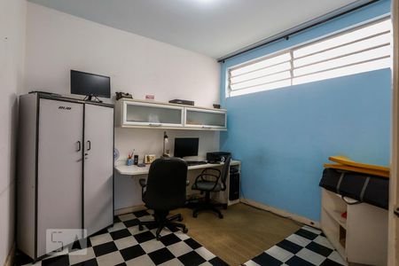 Casa à venda com 900m², 4 quartos e 3 vagasEscritório