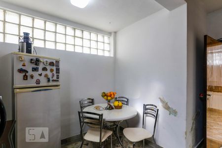 Casa à venda com 900m², 4 quartos e 3 vagasCopa Cozinha