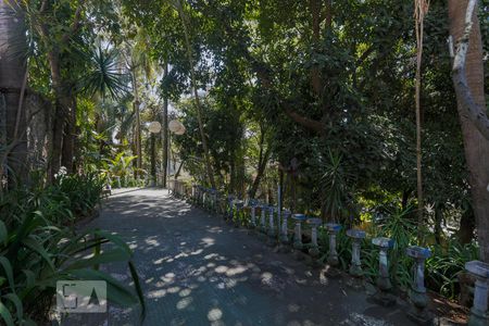 Casa à venda com 900m², 4 quartos e 3 vagasJardim