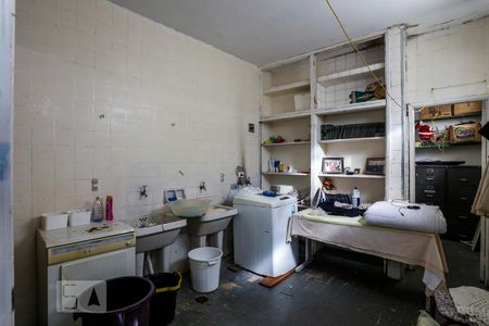 Casa à venda com 900m², 4 quartos e 3 vagasLavanderia