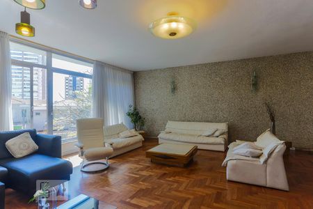 Sala de Estar de casa à venda com 4 quartos, 900m² em Vila Mariana, São Paulo