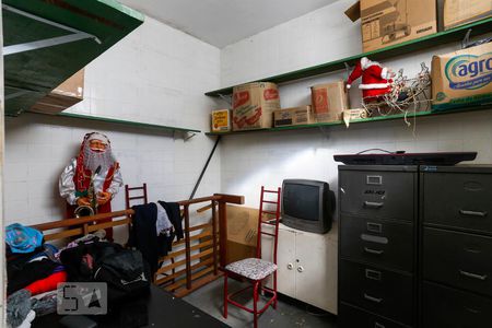 Casa à venda com 900m², 4 quartos e 3 vagasQuarto Dispensa