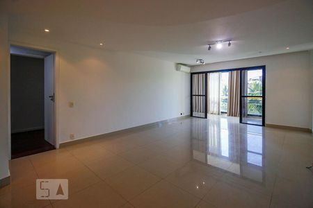 Sala de apartamento para alugar com 4 quartos, 140m² em Recreio dos Bandeirantes, Rio de Janeiro