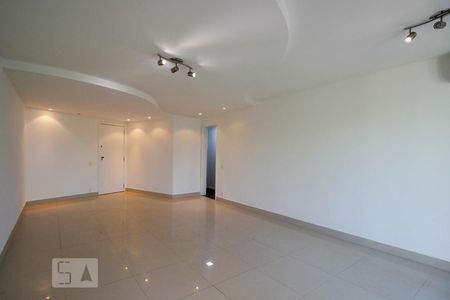 Sala de apartamento para alugar com 4 quartos, 140m² em Recreio dos Bandeirantes, Rio de Janeiro