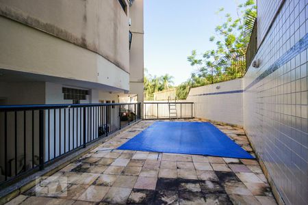 Apartamento para alugar com 140m², 4 quartos e 2 vagas Apartamento para alugar com 140m², 4 quartos e 2 vagasÁrea comum - Piscina
