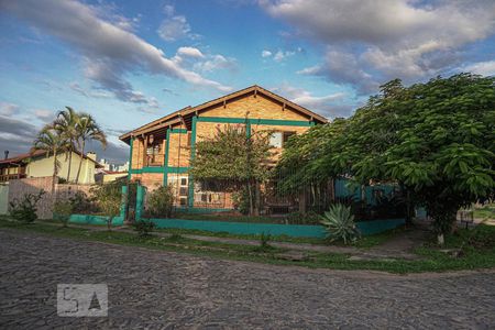 Casa à venda com 305m², 4 quartos e sem vagaFachada