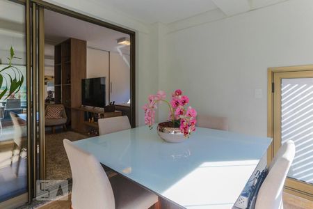 Apartamento para alugar com 45m², 1 quarto e 1 vagaVaranda