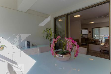 Apartamento para alugar com 45m², 1 quarto e 1 vagaVaranda