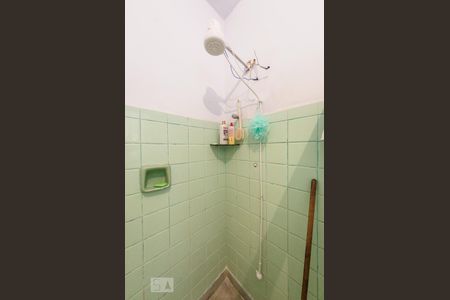 Casa à venda com 316m², 3 quartos e 2 vagas Casa à venda com 316m², 3 quartos e 2 vagasBanheiro 2